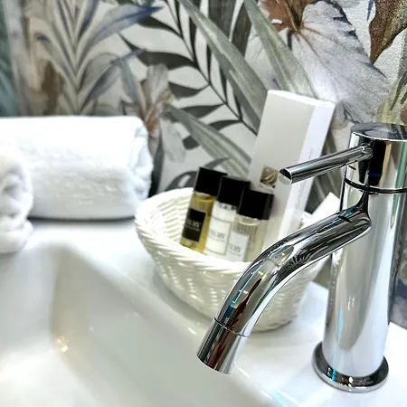 فندق مبيت وإفطار Good Vibes Luxury